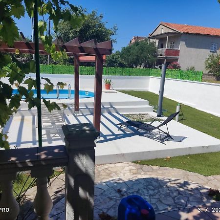 Apartman Bruna Шибеник Экстерьер фото