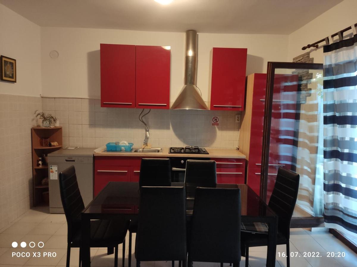 Apartman Bruna Шибеник Экстерьер фото